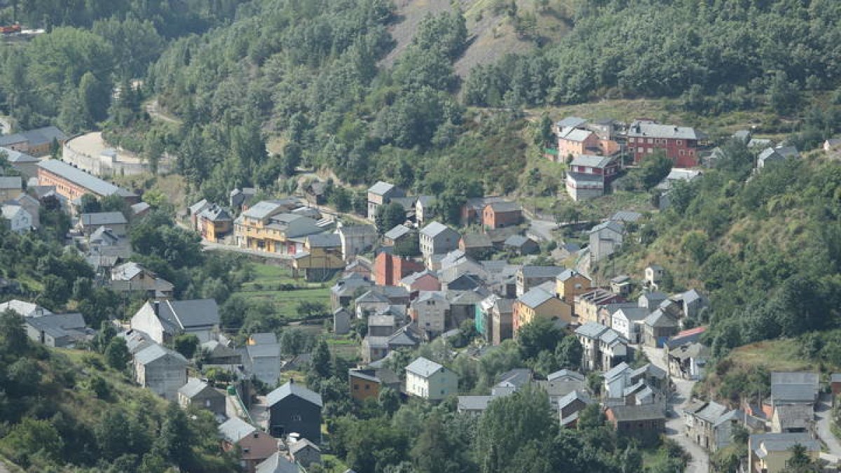Localidad de Tremor de Arriba, en El Bierzo. L. DE LA MATA