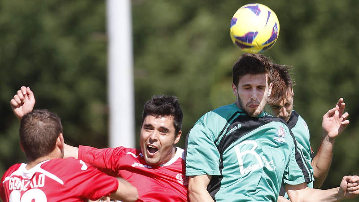 El equipo leonés se despidió de su afición con un triunfo.