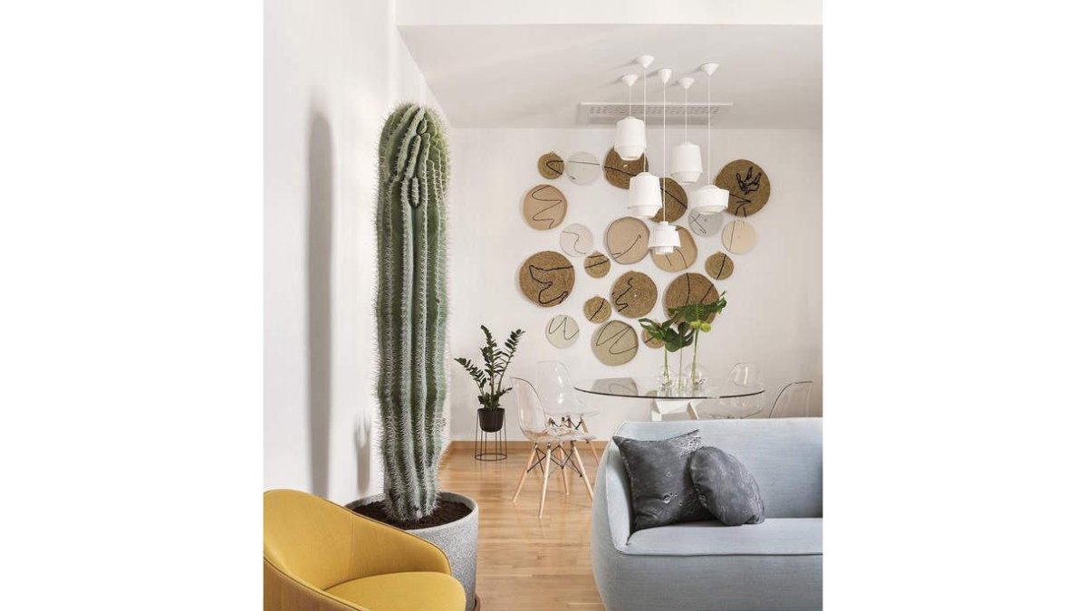 Imagen de una de las estancias decoradas por Ana Locking. MANOLO YLLERA