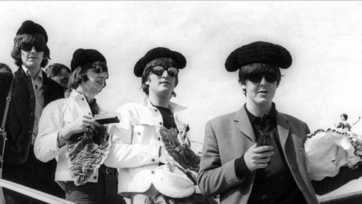 Los Beatles, a su llegada a Barcelona el 3 de julio de 1965.