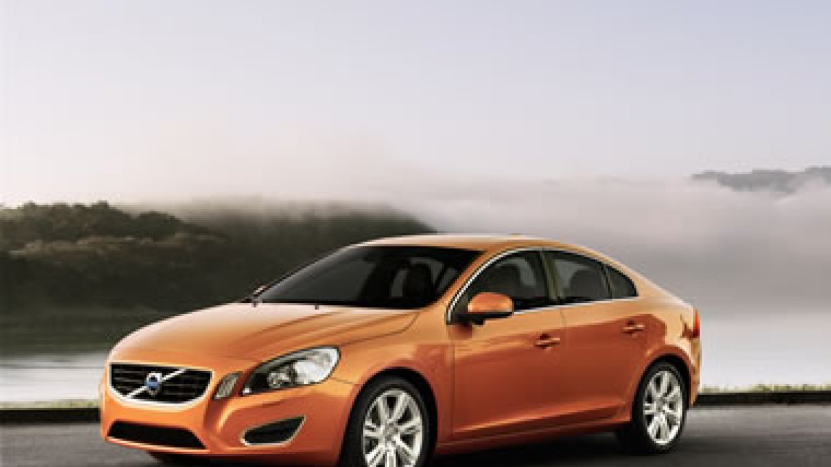 Tan bonito como seguro, el nuevo S60 vuelve a poner alto el listón de Volvo.