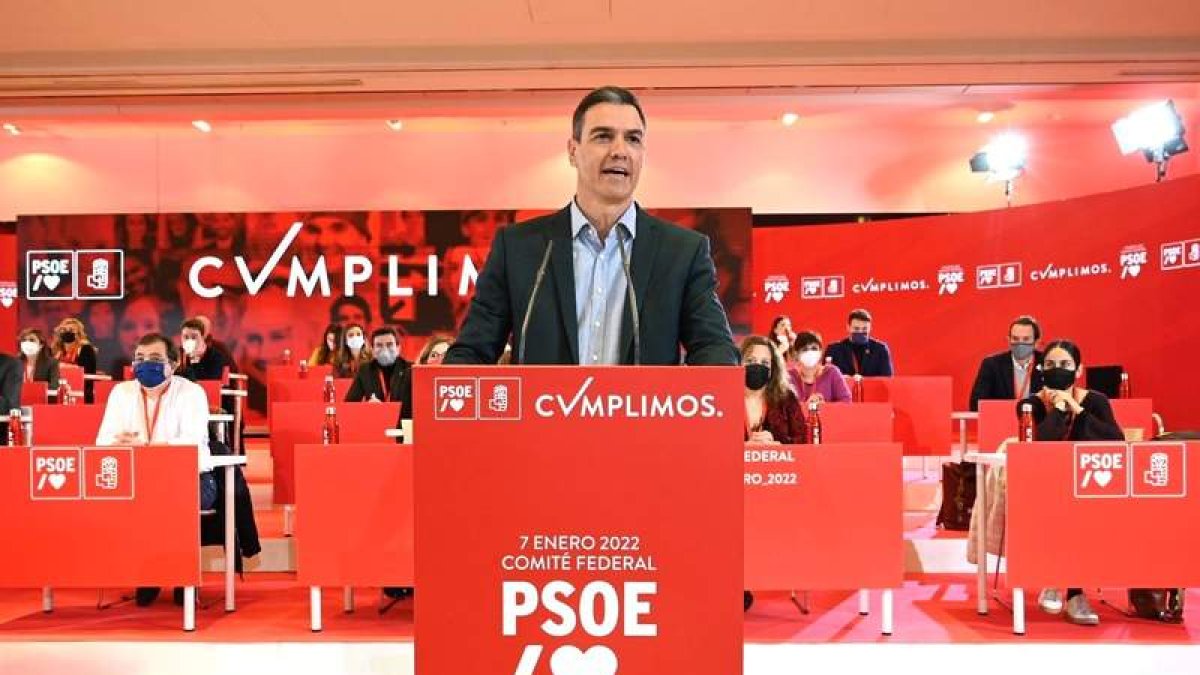 El presidente del Gobierno, Pedro Sánchez, ayer, en el Comité Federal del PSOE. ALFREDO ARIAS