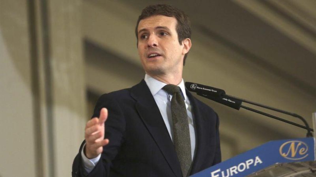 El presidente del PP, Pablo Casado, en un desayuno informativo de Forum Europa.
