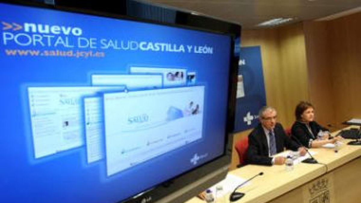 Francisco Javier Álvarez Guisasola, en la presentación del nuevo portal