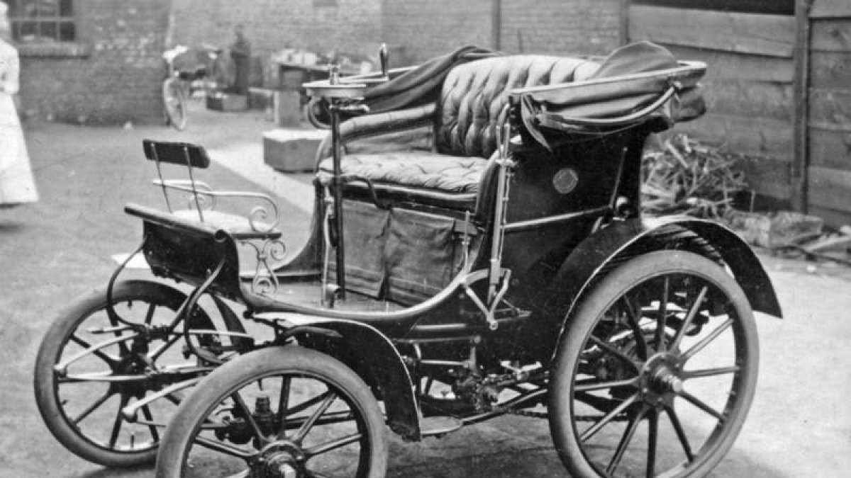 El Rekord, con sus diversas versiones de carrocería, se convirtió en el primer ‘millonario’ de Opel. op