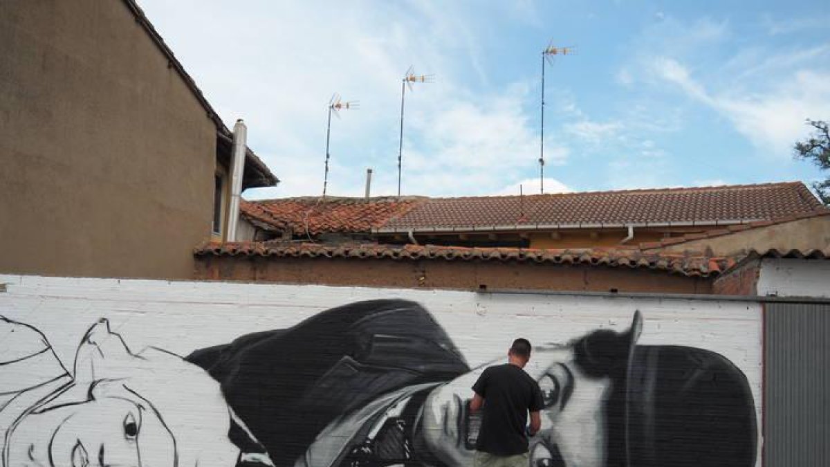 El mundo del cine vuelve a las calles de Veguellina de Órbigo.