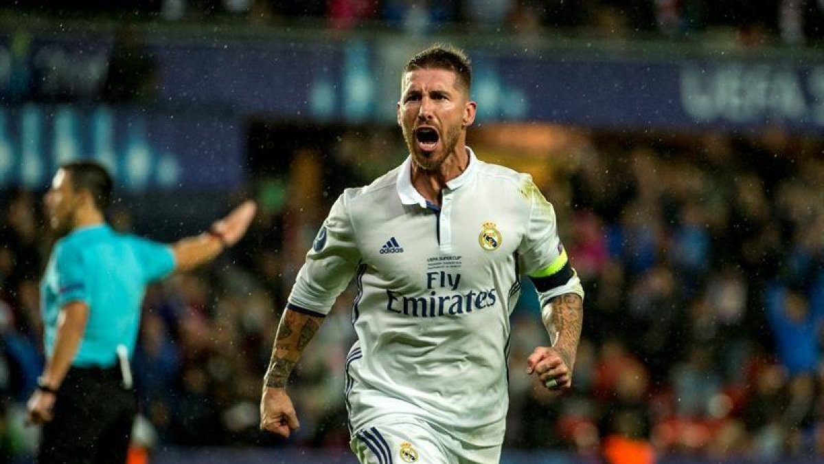 Sergio Ramos celebra el 2-2.