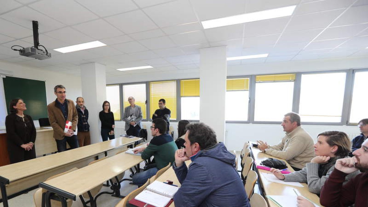Los alumnos del máster de Viticultura, Enología y Gestión son en su mayoría profesionales. BARREDO