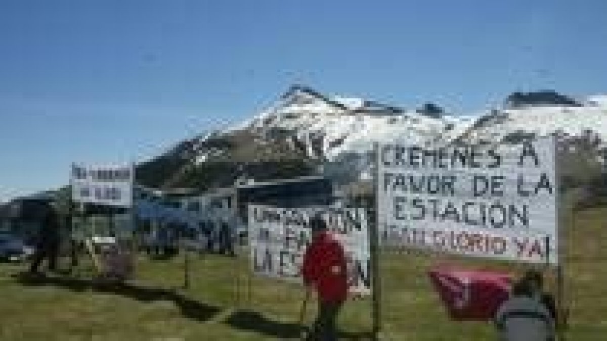Los habitantes de la montaña oriental llevan años reivindicando la estación de esquí