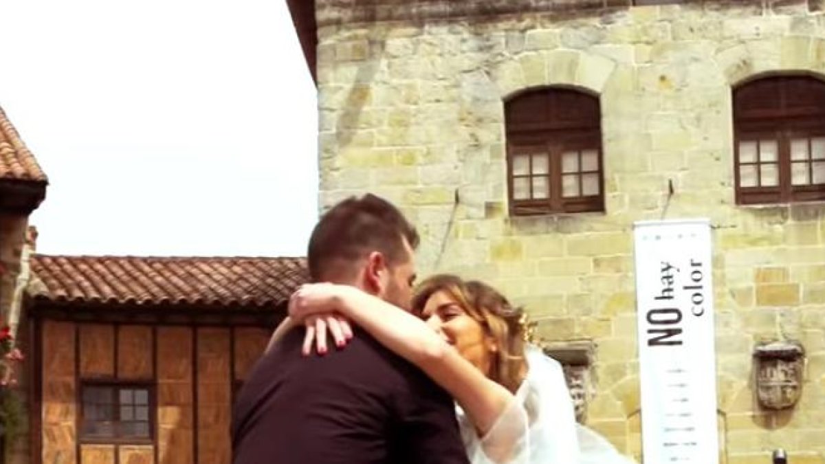 Anuncio para promocionar 'La Noche Romántica', la víspera de San Juan