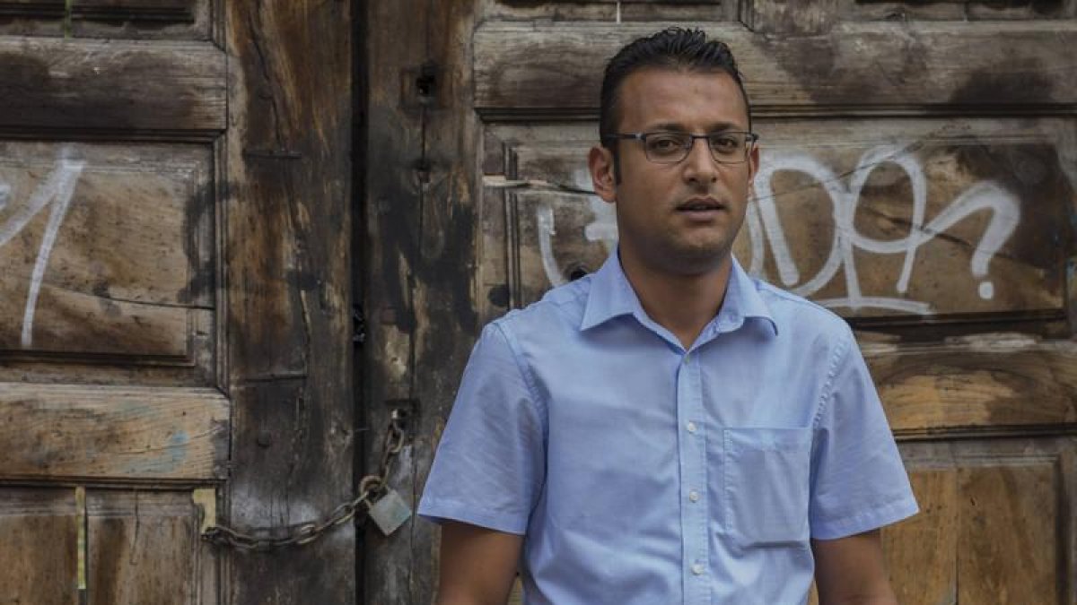 Noureddine Bouchiha, ex político de Libia. GONZÁLEZ GONZÁLEZ