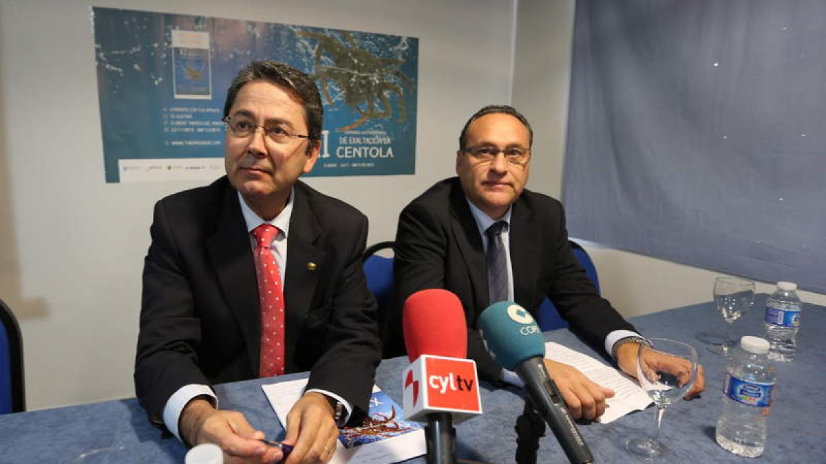 Miguel Ángel Pérez, ayer con Alfonso Arias.