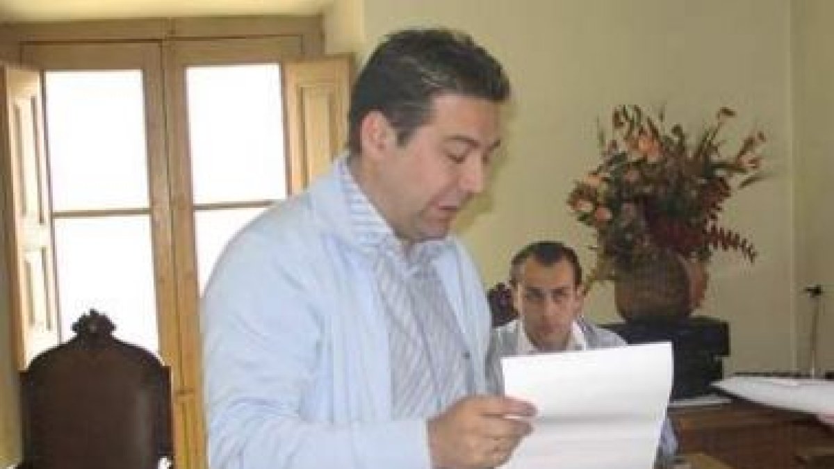 Luis Mariano Santos, concejal de la UPL en el Ayuntamiento de Cistierna