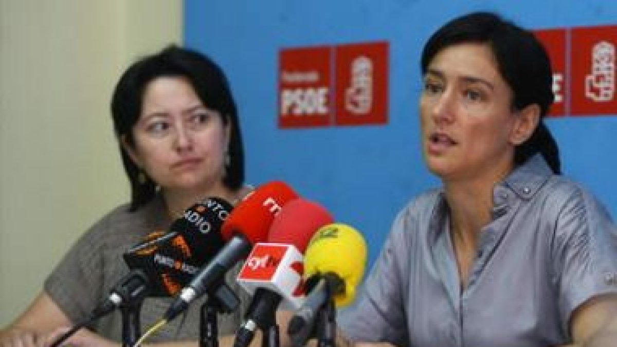 Ángela Marqués y Belén Fernández, durante la presentación de 6-12.