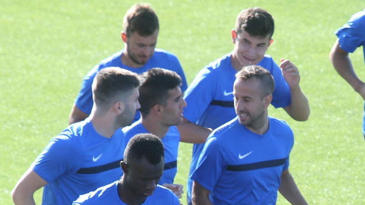 David Bandera realizó parte de la pretemporada con la SDP antes de recalar en el Racing. L. DE LA MATA