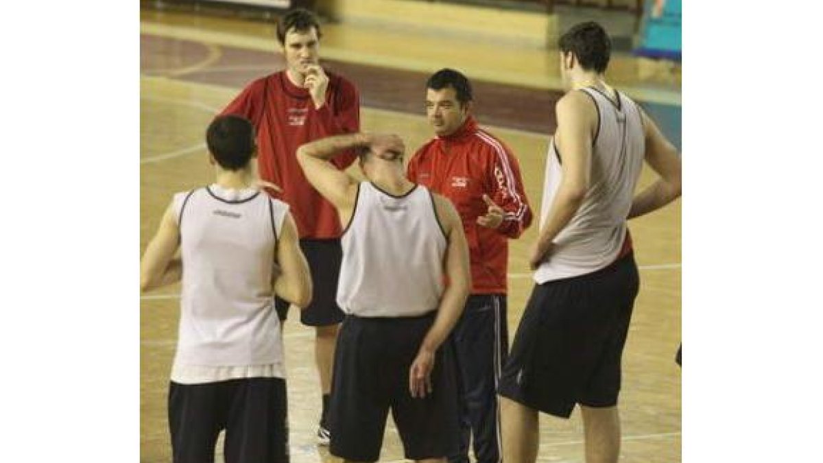 De Grado, en un momento del entrenamiento del jueves.