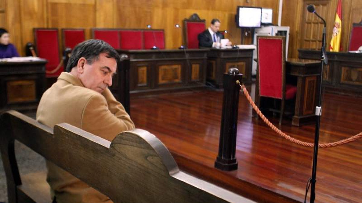 Andrés López, durante uno de los juicios previos celebrados en Galicia.