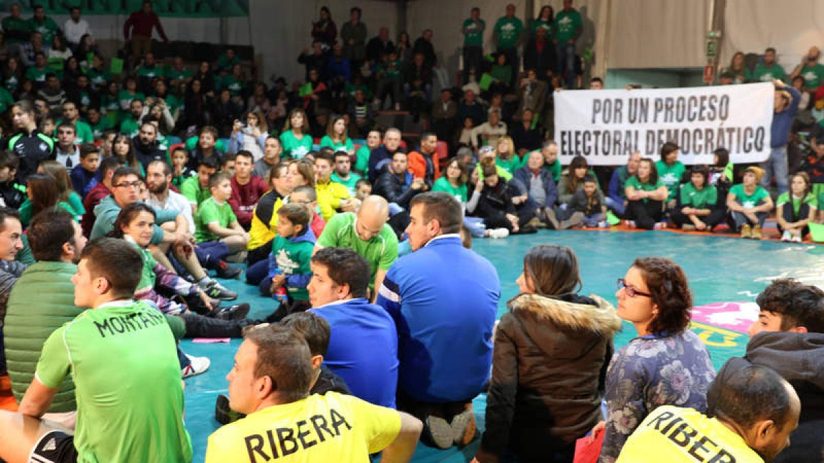Momento de la protesta que se realizaba a mitad de la lucha. A. B.