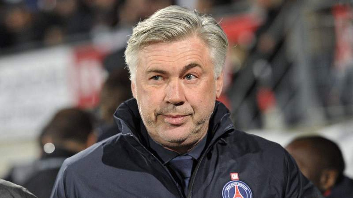 Ancelotti en un partido de la pasada temporada con el PSG.