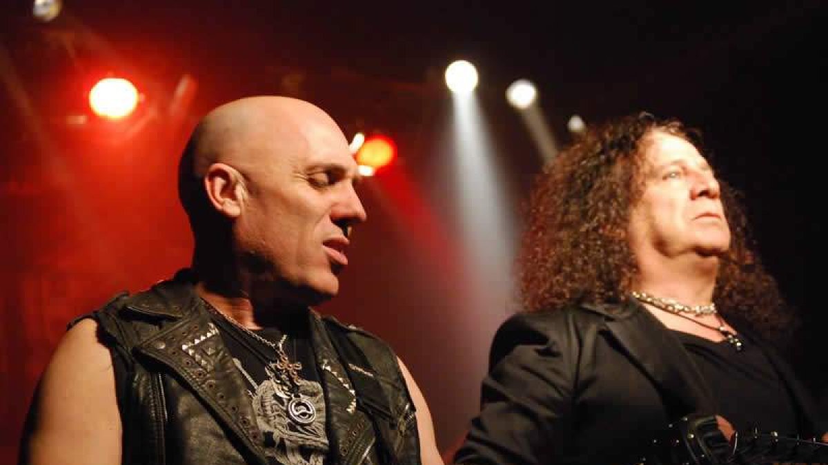 La incombustible banda madrileña ha preparado una espectacular gira para celebrar su 30 aniversario