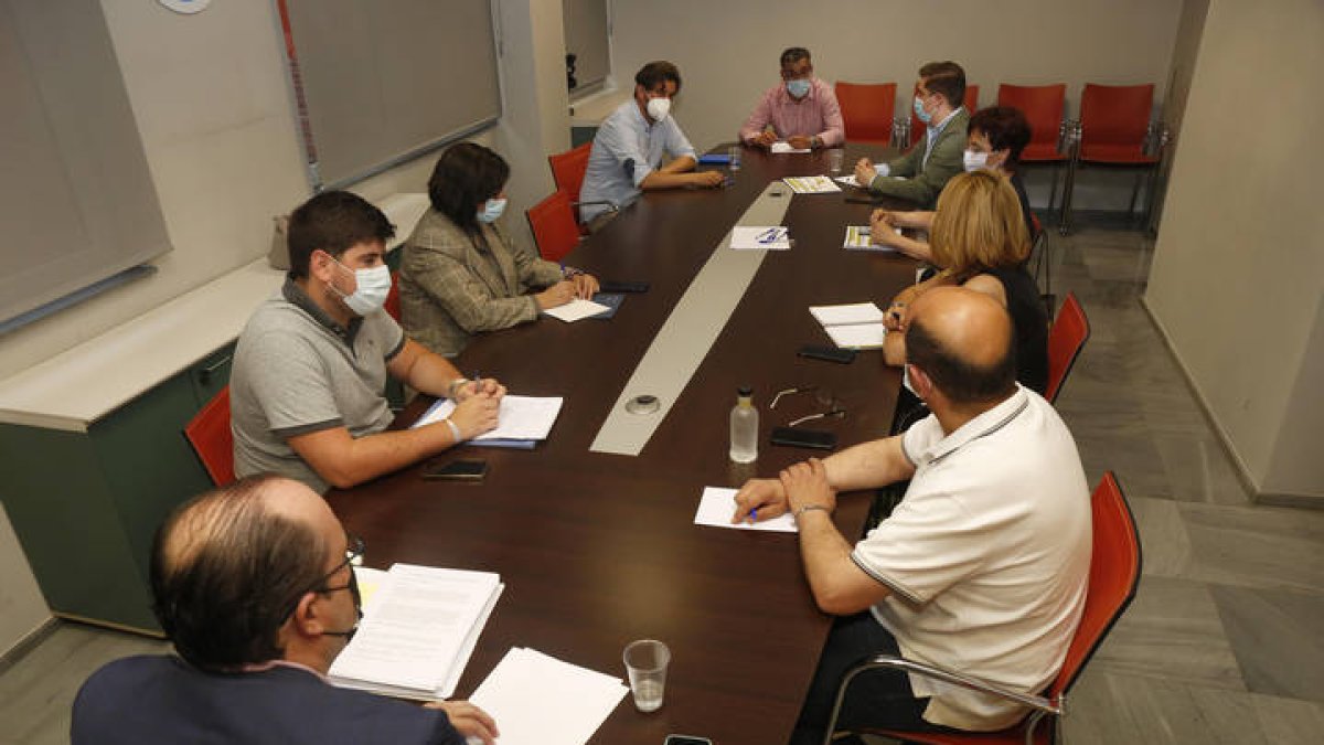 Reunión del comite organizador del Congreso del PP. F. Otero Perandones.