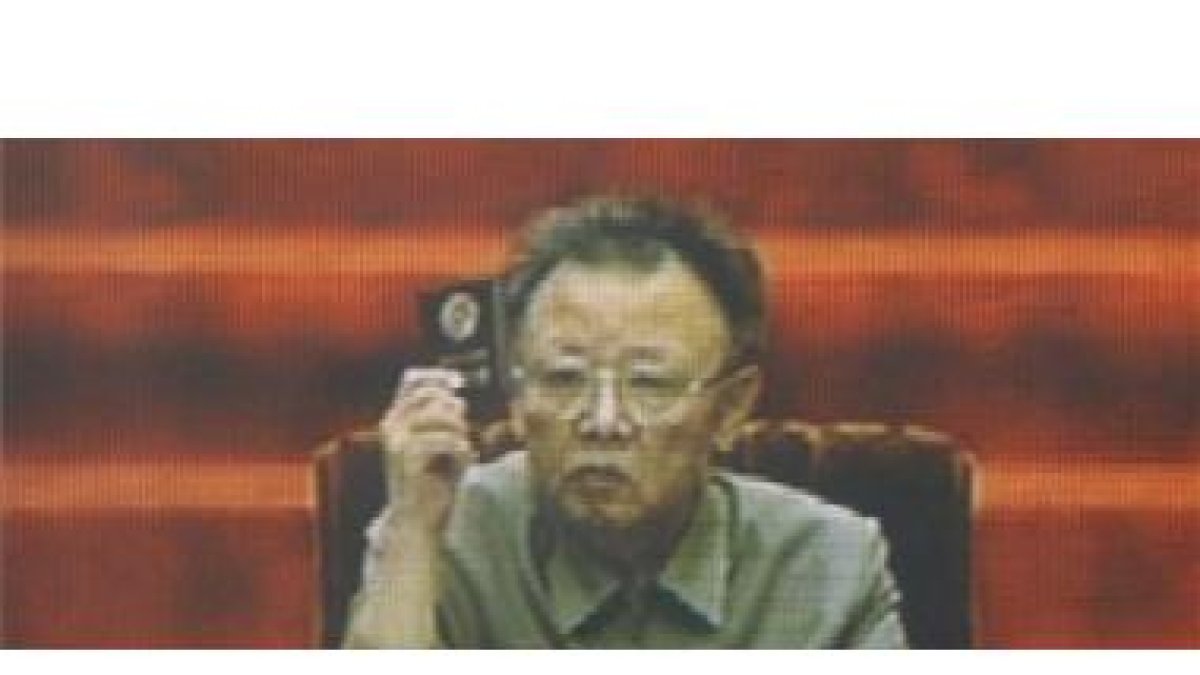 Kim Jong-il, presidente de Corea del Norte, en una imagen de TV, el mes pasado