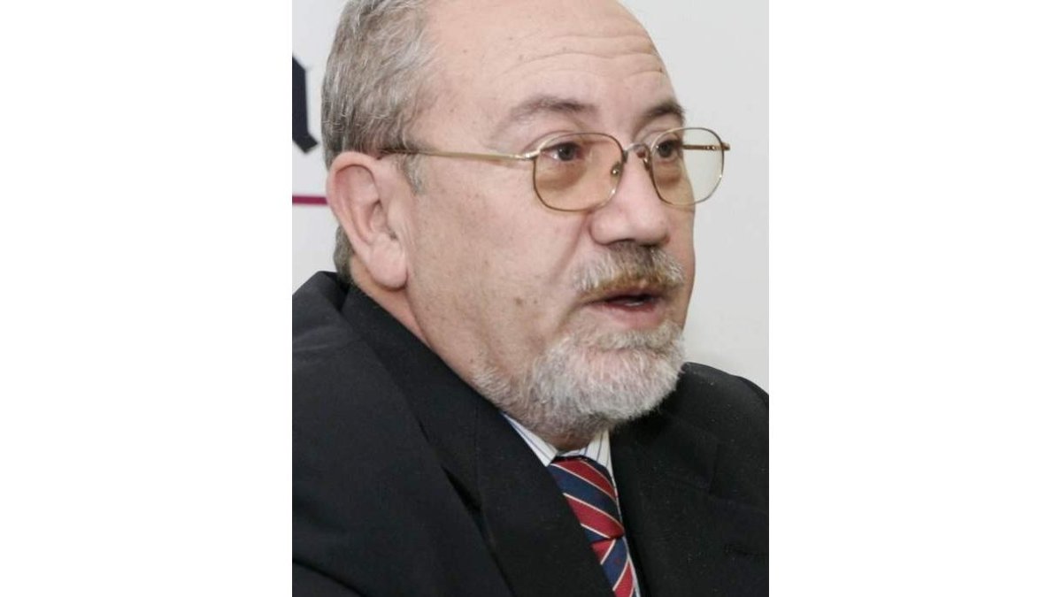 José Valín.