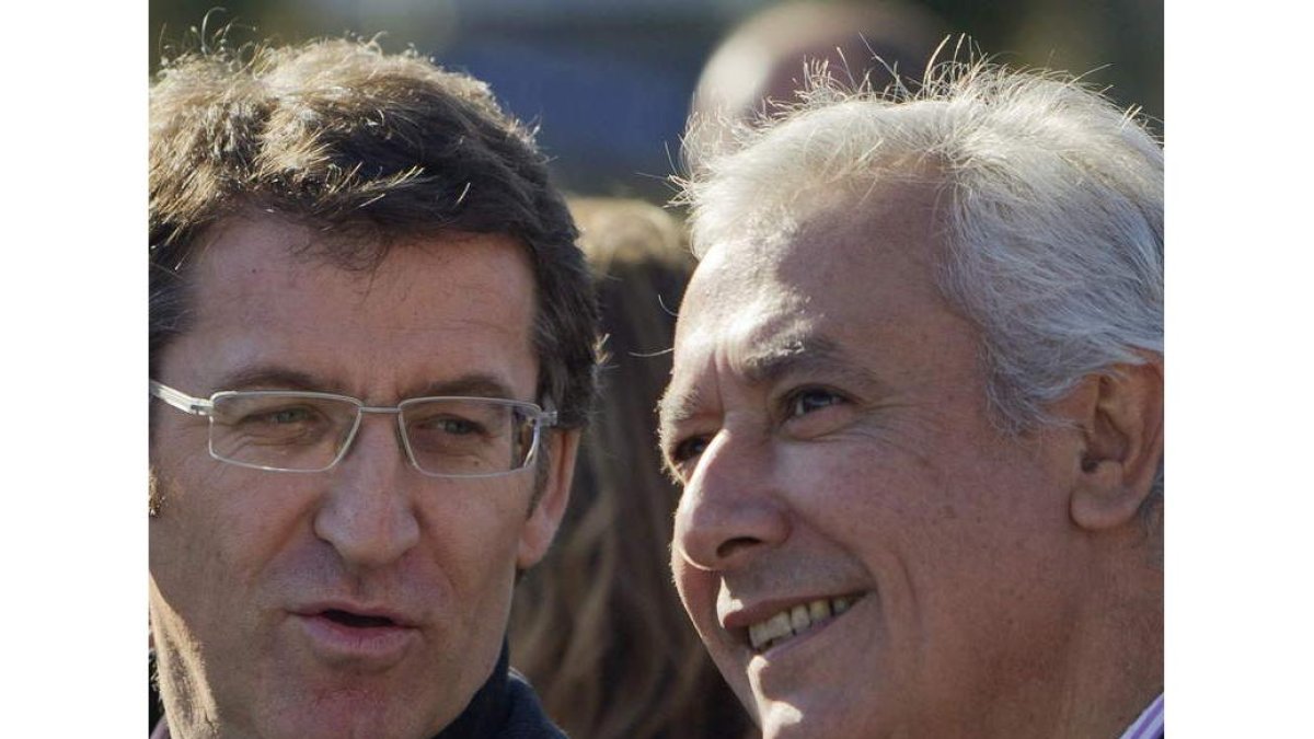Nuñez Feijoo y el líder de los populares andaluces, Arenas.