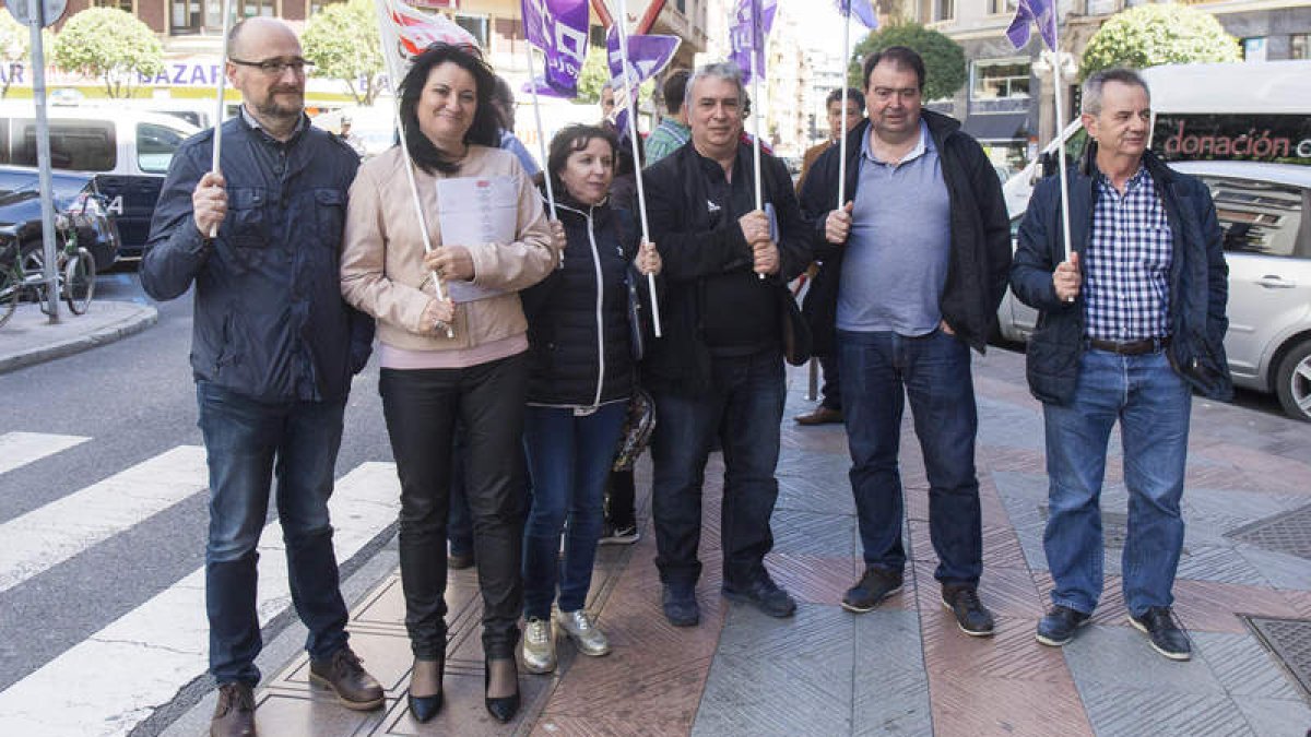 UGT y CCOO presentaron los actos. FERNANDO