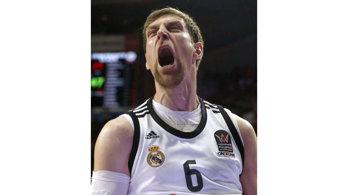 Nocioni celebra el pase a la final ante el Fenerbahce.