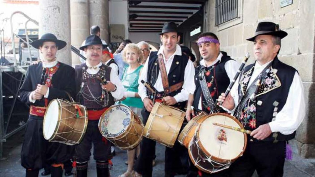 El leonés David Andrés, el charro José Manuel Bustos y los extremeños Efrén Gómez, Óscar Duarte y Millán Garrido.