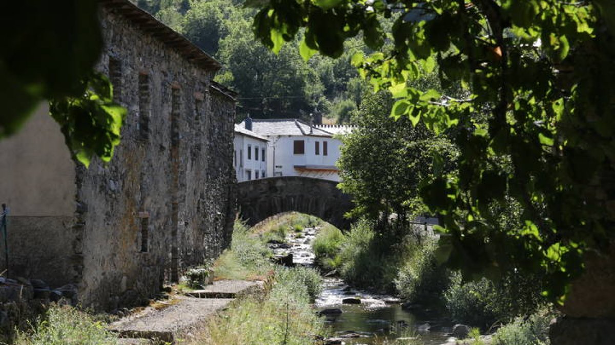 Fuentes de Fasgar. MARCIANO PÉREZ