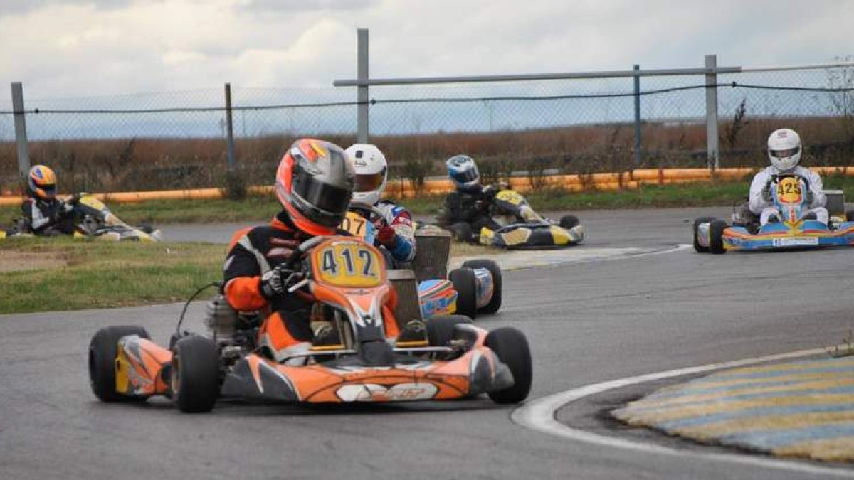 Barrientos se erigió en el dominador del autonómico de su categoría en la que se hizo con el liderato desde la segunda carrera.