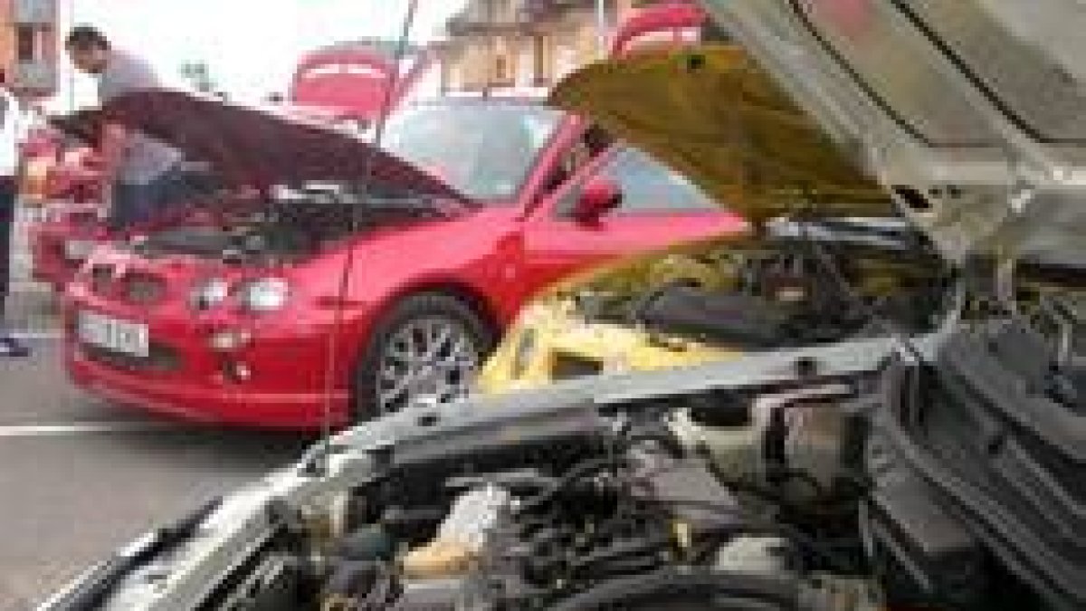 La concentración de tuning de Valencia de Don Juan está siendo todo un éxito