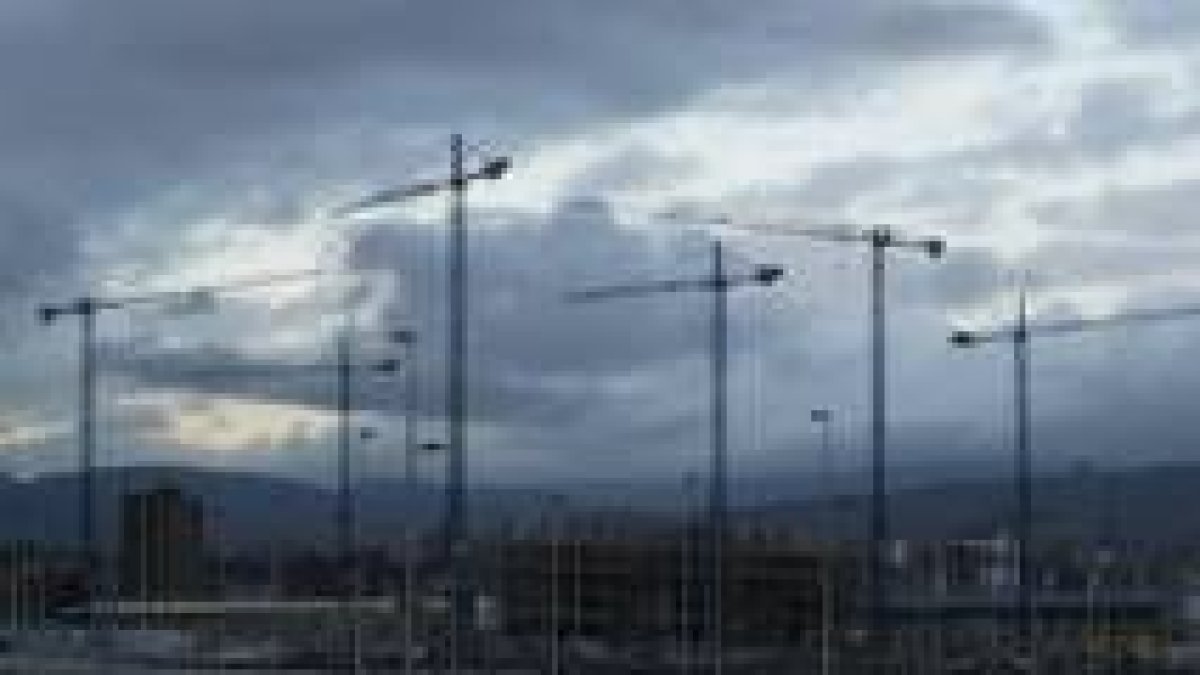 Los impuestos de la construcción se están reduciendo al frenarse el sector por la crisis