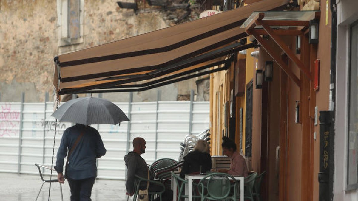 Un frente dejará lluvias en el noroeste peninsular. DL