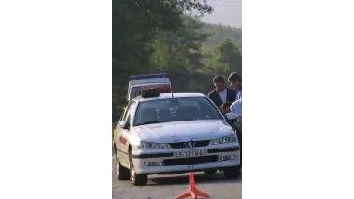 El coche del taxista asesinado en Tombrio en el 2001