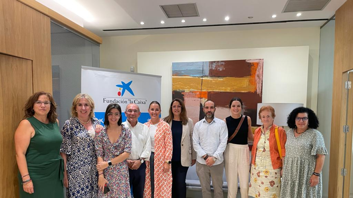 La Fundación “la Caixa” apoya a escolares sin recursos de Castilla y León. DL