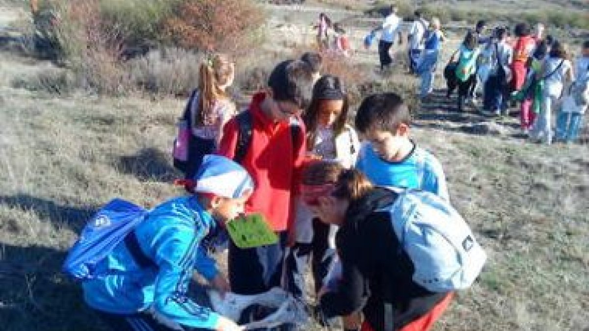 Los escolares del colegio Trepalio han sido algunos de los participantes.