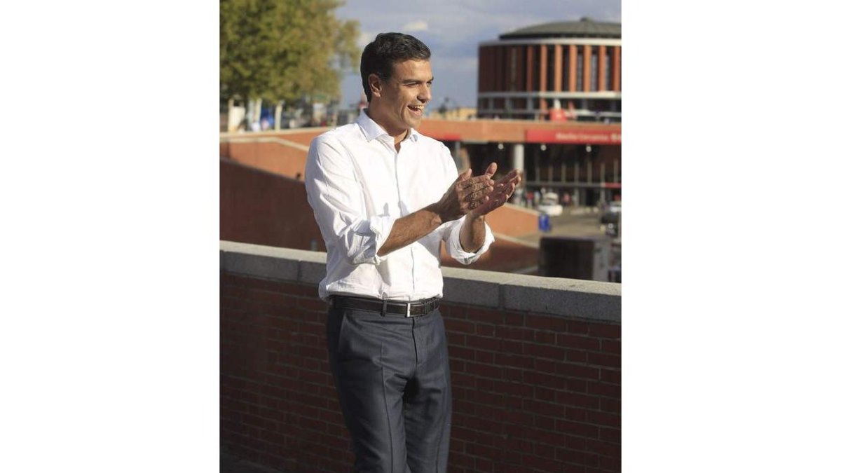 El secretario general del PSOE valoró ayer la dimisión.