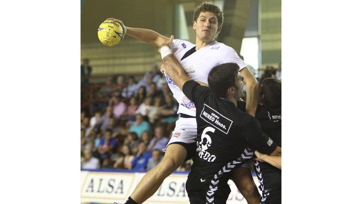 Acacio, durante el encuentro ante el Go Fit