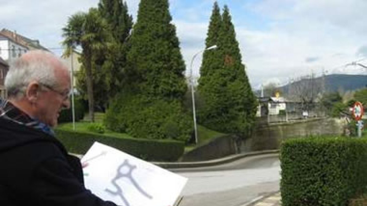 Roberto Camblor, ayer en la zona donde se prevé actuar.