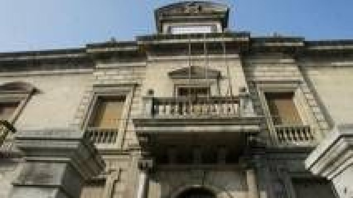 El palacete de Independencia será restaurado para albergar el legado del pintor Díaz-Caneja