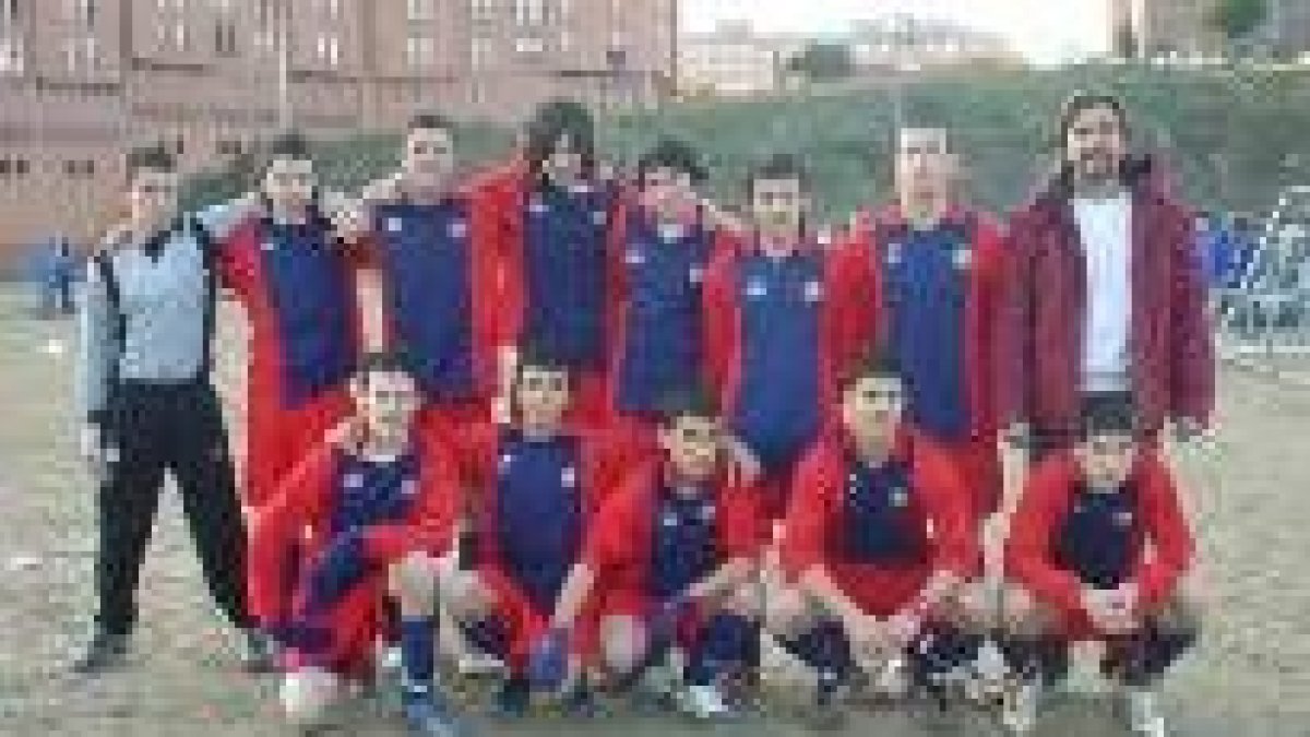 Formación del Cuatrovientos B que milita en la 2.ª Provincial Alevín