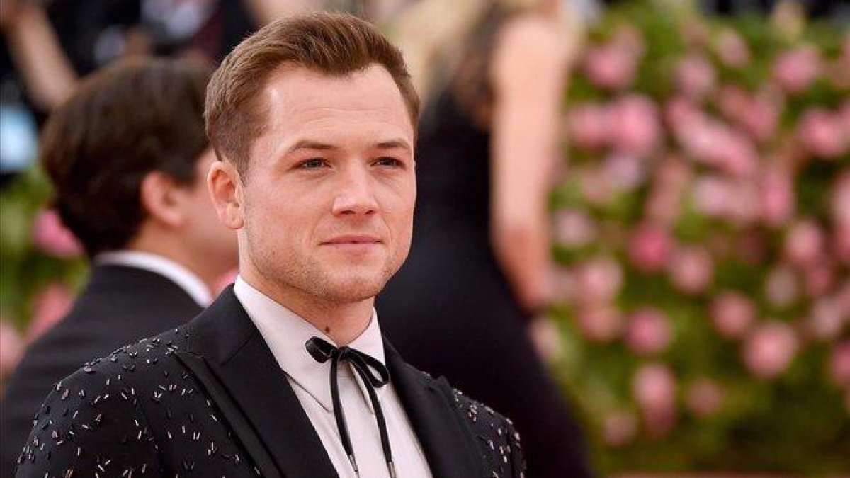 Taron Egerton, en la gala Met de Nueva York.