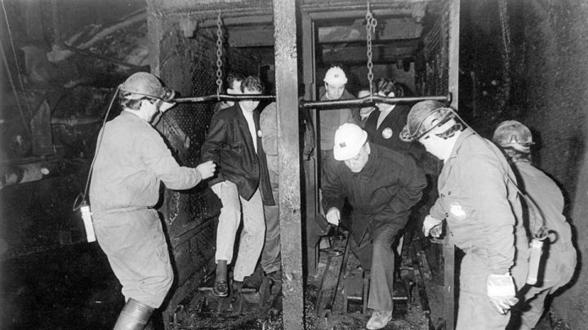 Imagen del encierro en el pozo Calderón. ARCHIVO HISTÓRICO DEL DIARIO DE LEÓN
