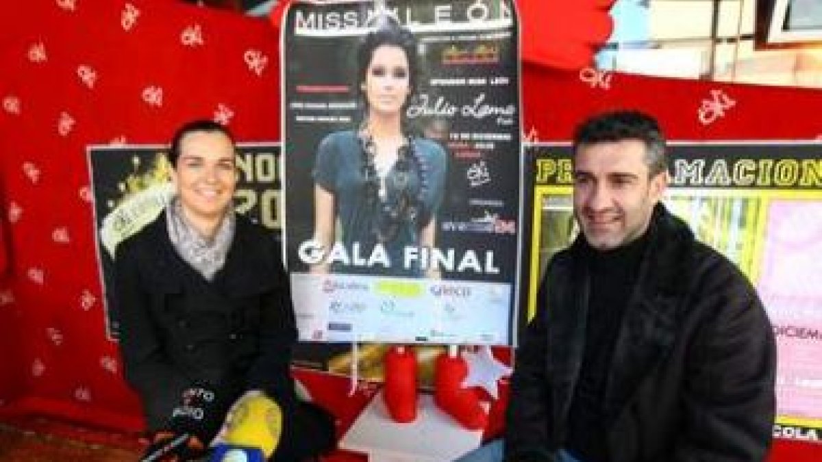 Patricia Pérez y Ángel Lerga presentaron ayer en la Oxi la gala que se celebra mañana por la noche