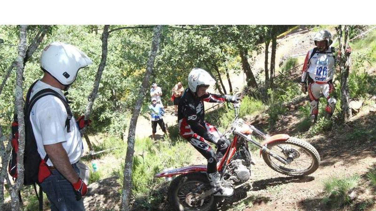 Gabriel Giro, afrontando una de las zonas en la mañana de ayer.