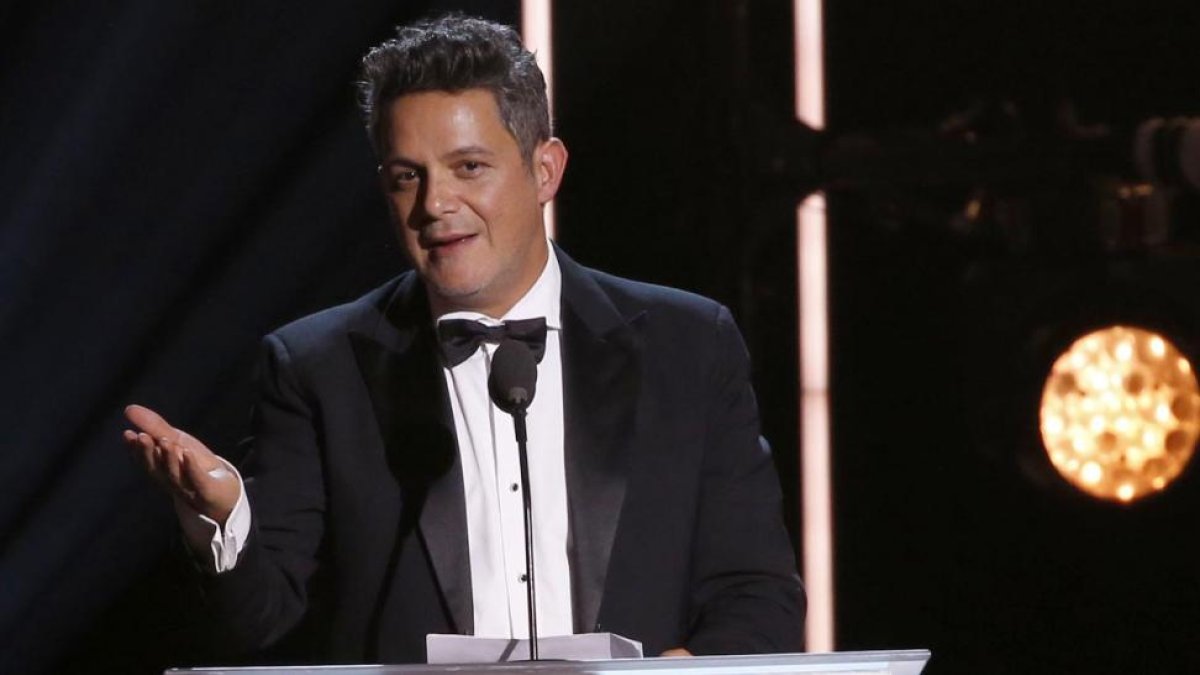 Alejandro Sanz reivindicó el valor de los sueños y la rebeldía.