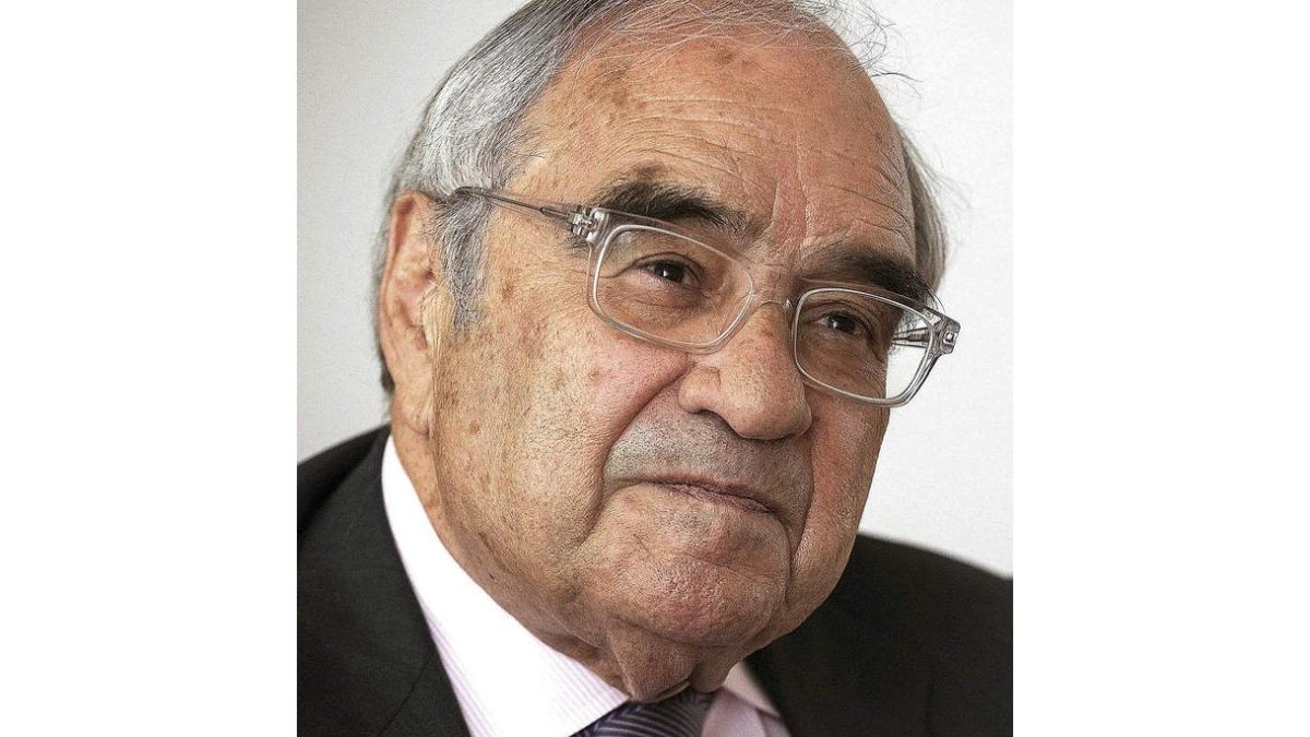 Rodolfo Martín Villa. SANTI DONAIRE